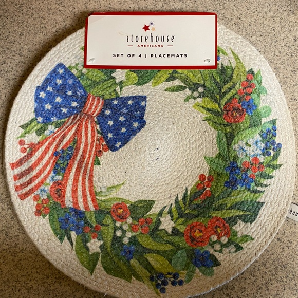 Storehouse Americana Patriotic 4th of July Round Placemats 15” - Picture 1 of 4